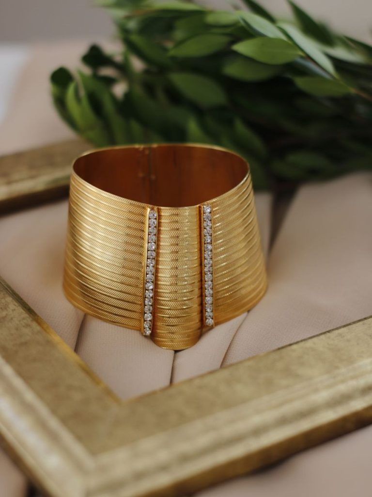 Wide Ribbed Cuff